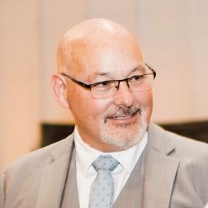 Meet your Posher, Ronald